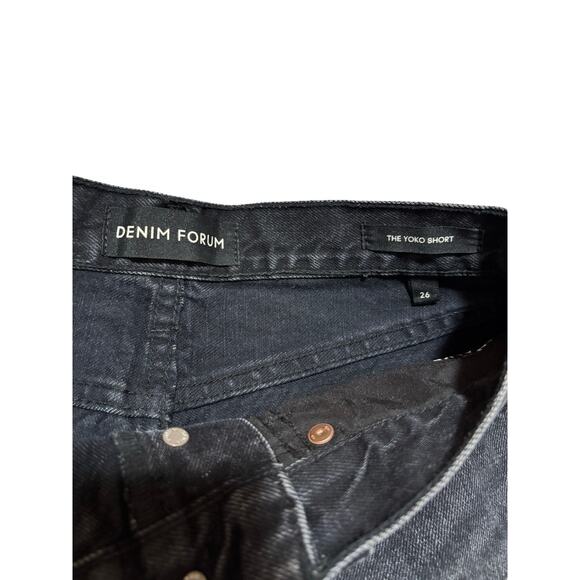 Aritzia Denim Forum Yoko High Rise Black Cutoff Shorts | Size 26 - Picture 5 of 6